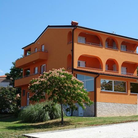 Apartments Orange Медулин Экстерьер фото