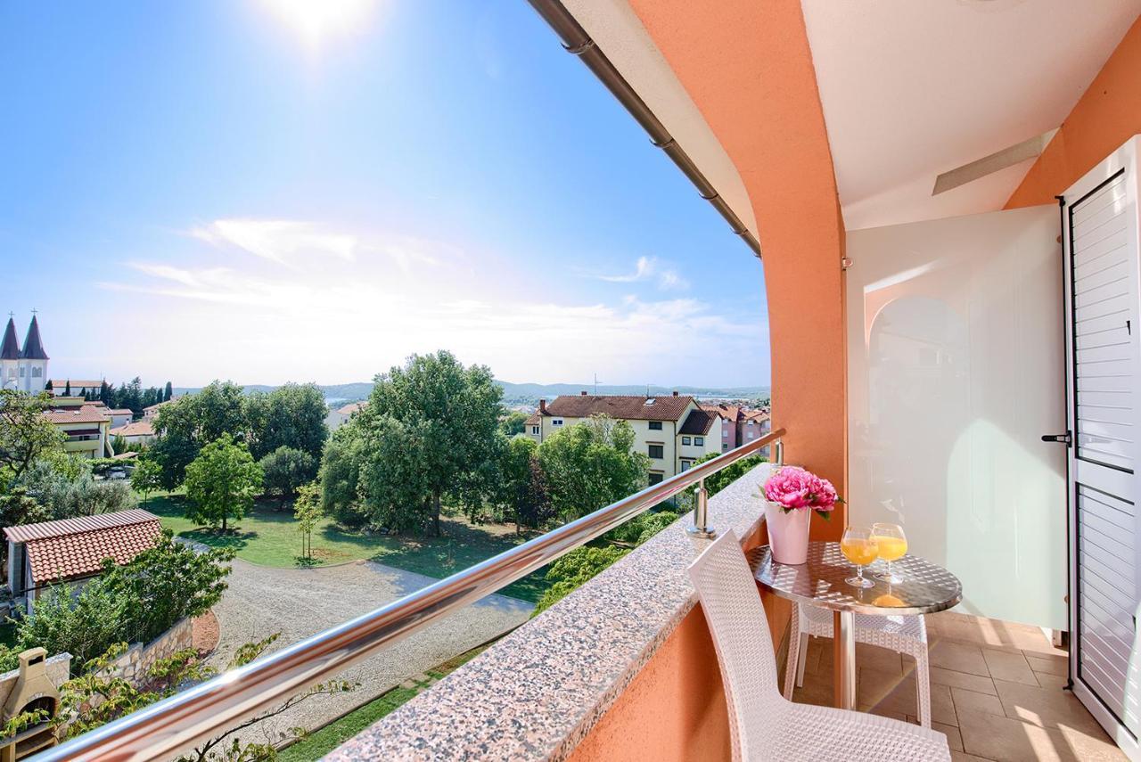 Apartments Orange Медулин Экстерьер фото
