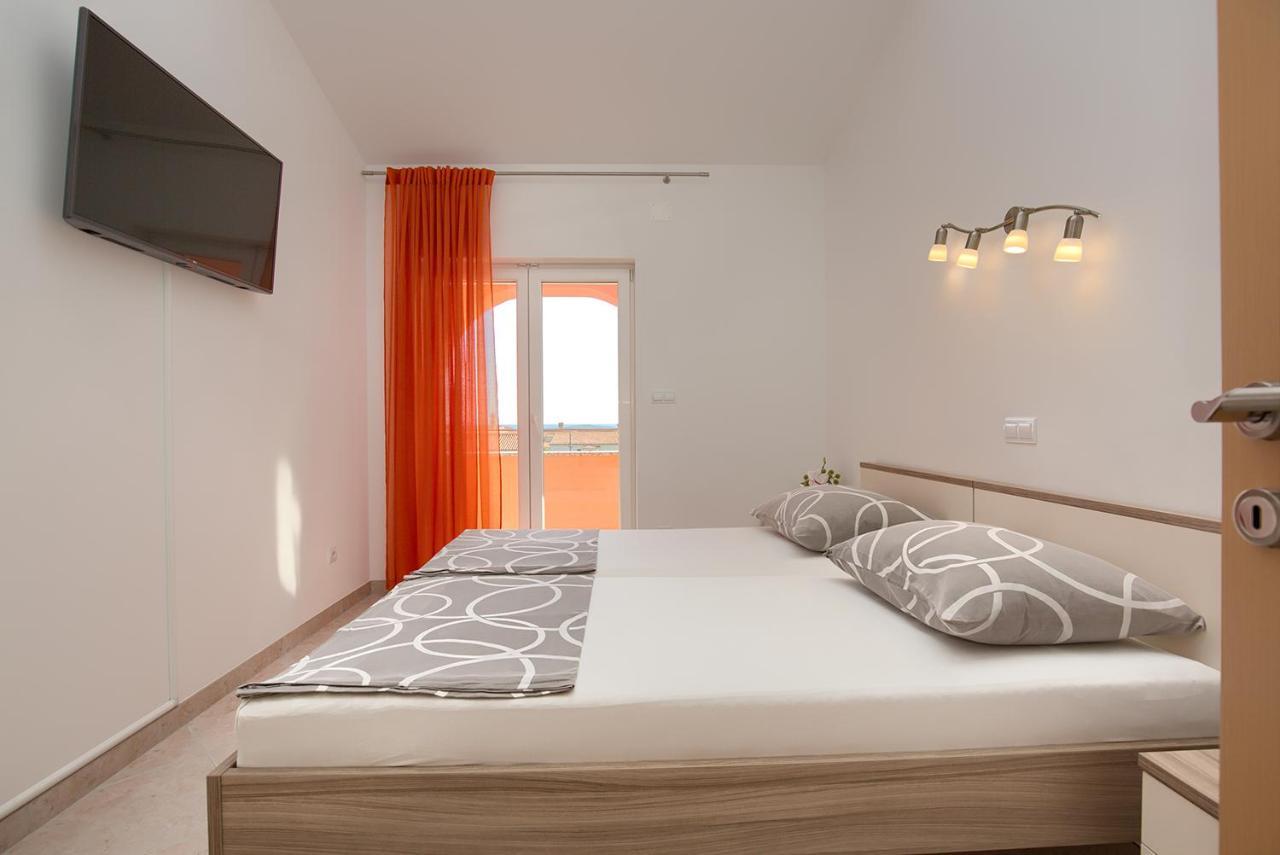Apartments Orange Медулин Экстерьер фото