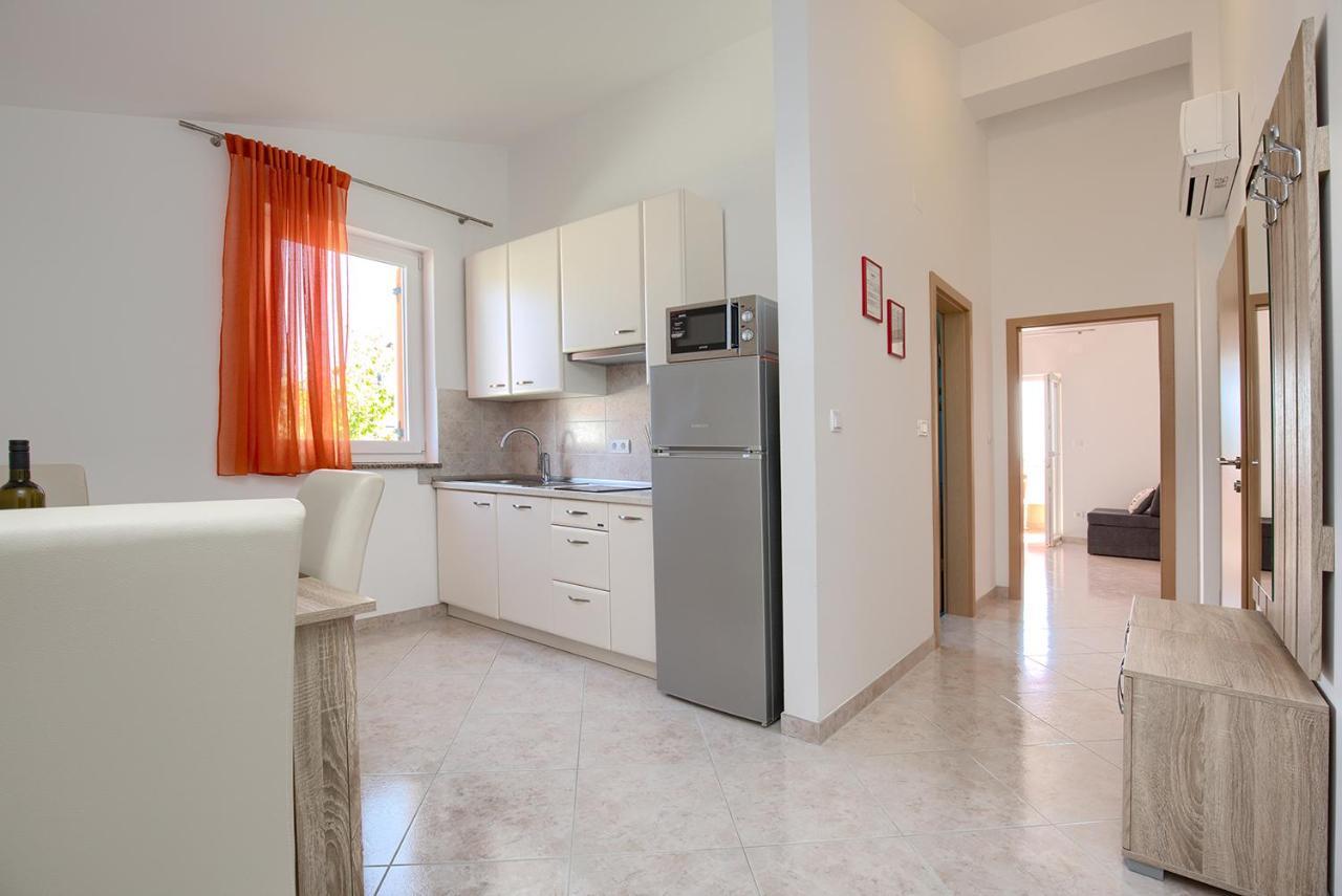 Apartments Orange Медулин Экстерьер фото