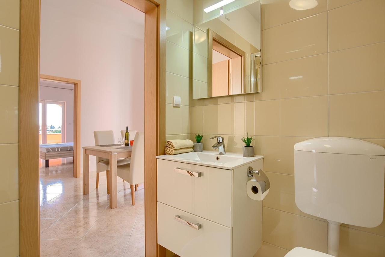 Apartments Orange Медулин Экстерьер фото