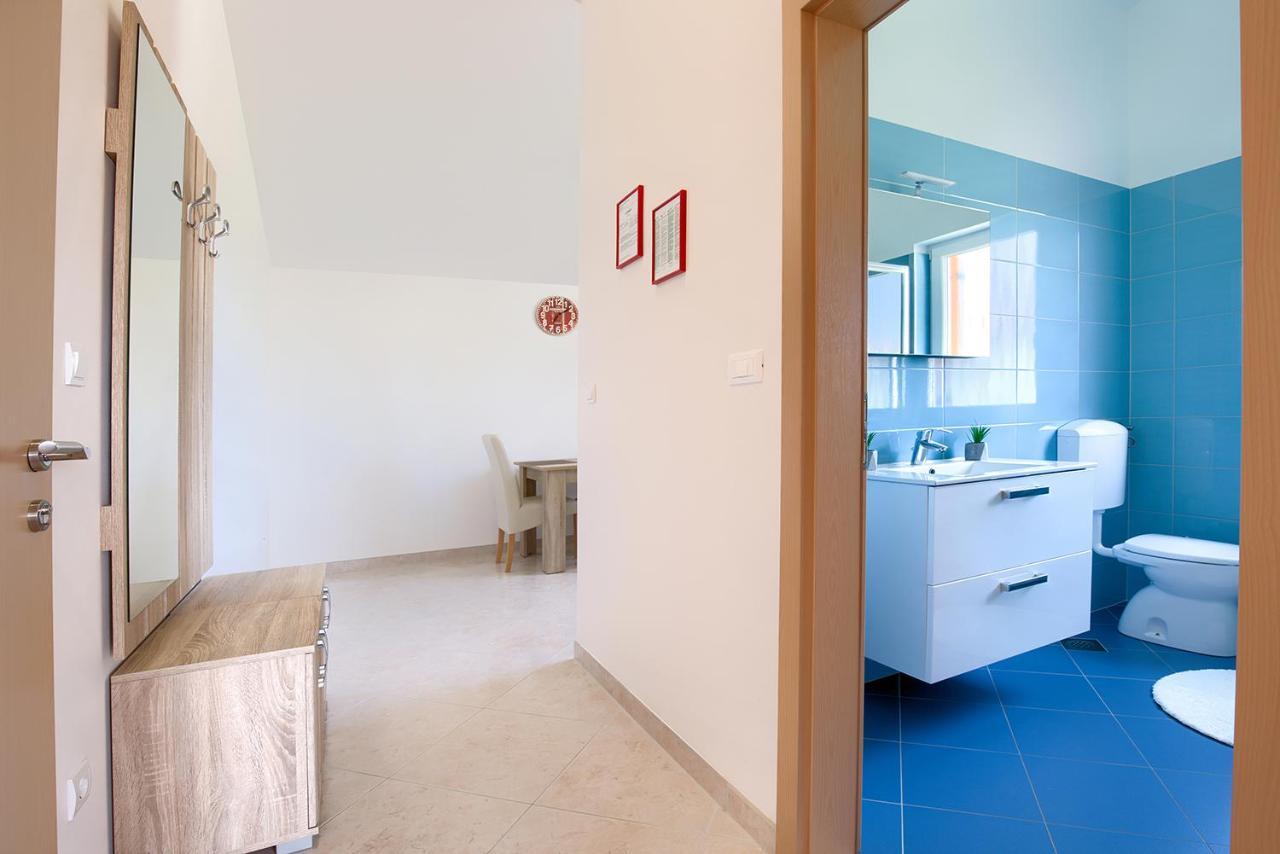 Apartments Orange Медулин Экстерьер фото