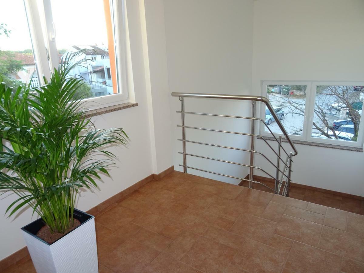 Apartments Orange Медулин Экстерьер фото