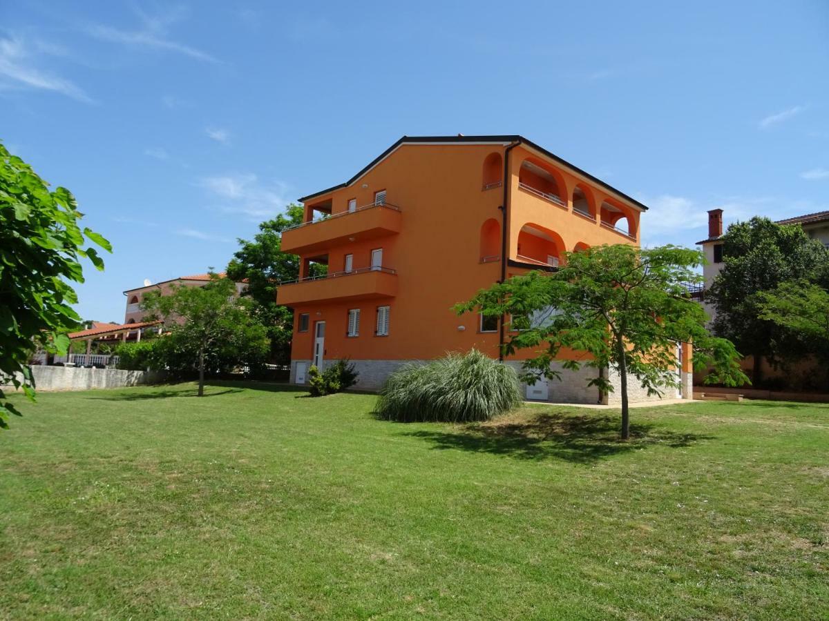 Apartments Orange Медулин Экстерьер фото